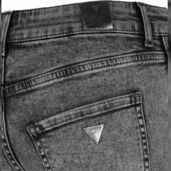 NEW GUESS Gray Biker Shorts SZ 27 - Picture 3 of 8